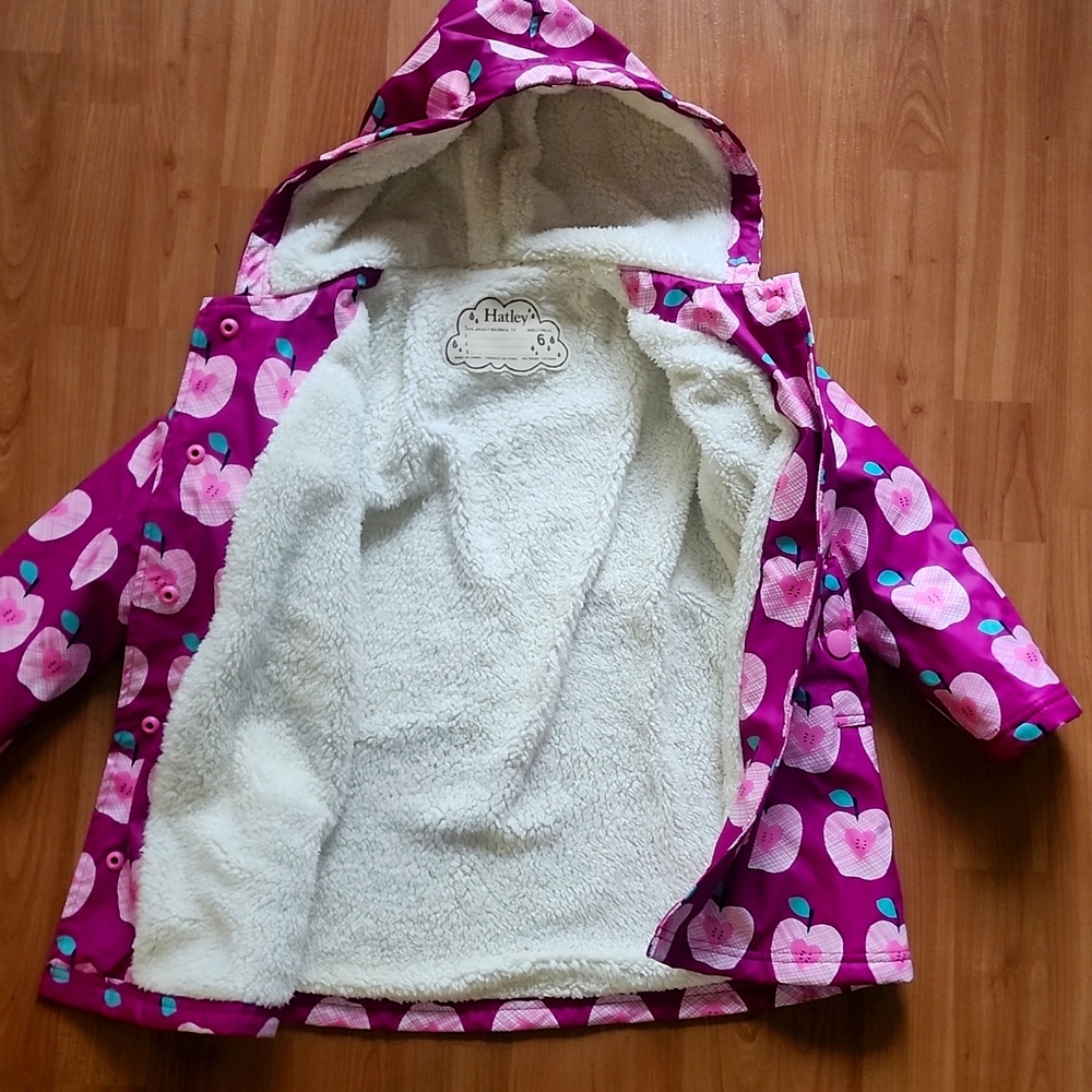 Brand New No Tag Hatley Fleece Rain Jacket (6T) - Picture 5 of 6
